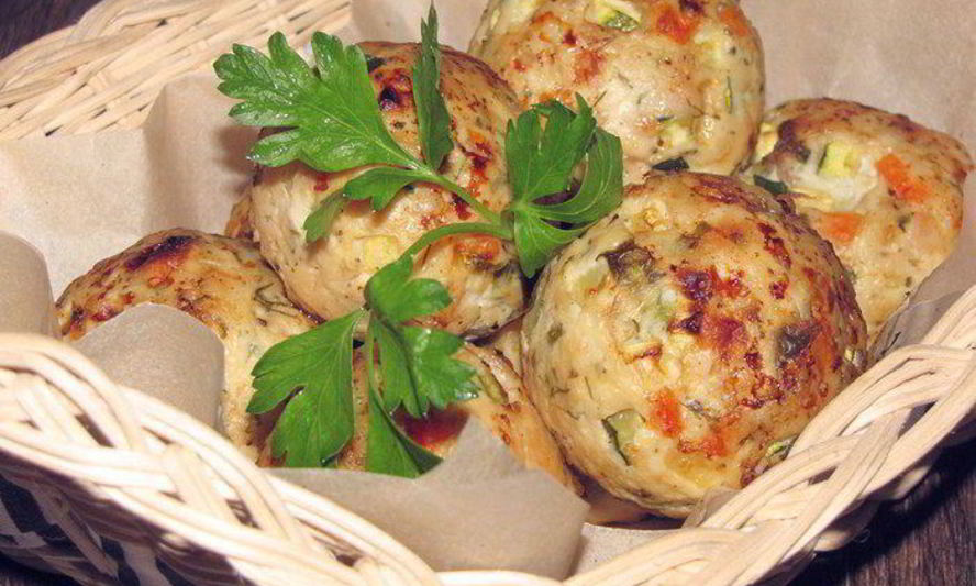 Рецепт мясных маффинов с овощами