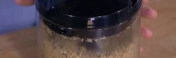 ореховые маффины с шоколадной начинкой