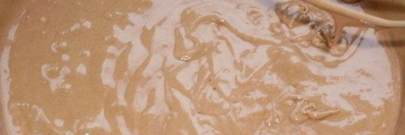 шоколадные маффины с конфитюром из смородины