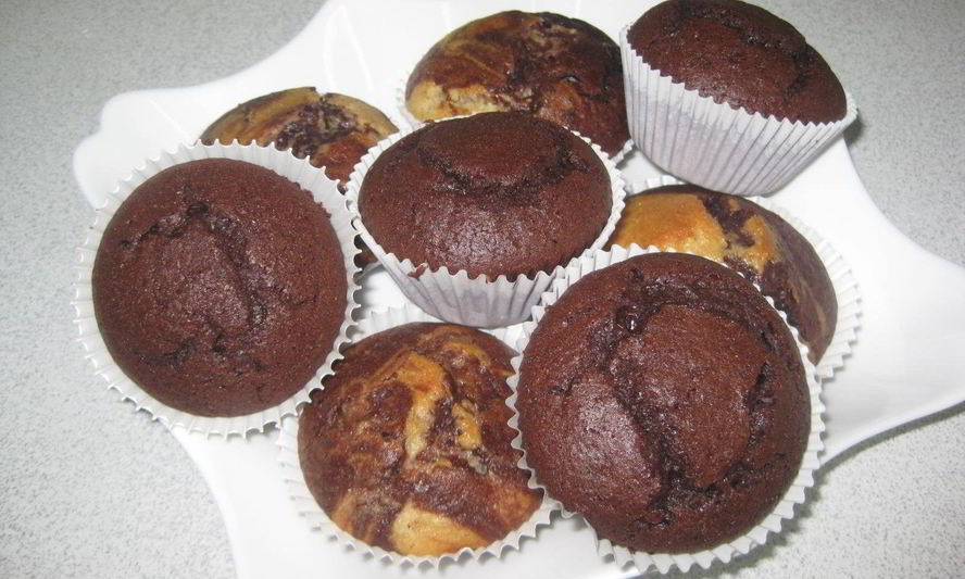 Рецепт цветущих пестрых маффинов