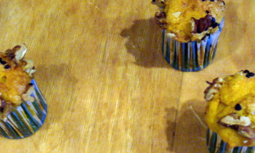 Рецепт тыквенных маффинов с грецкими орехами и кефиром