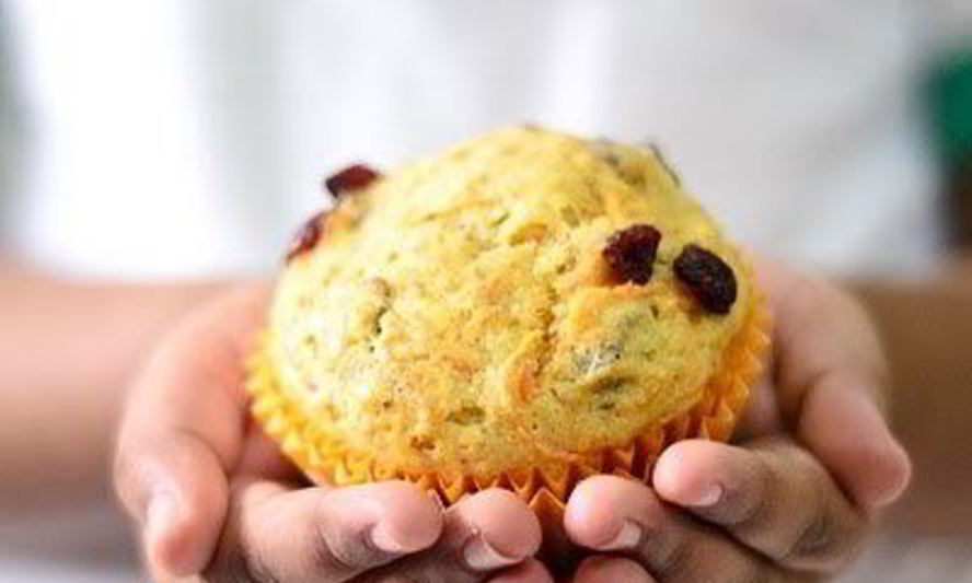 Рецепт веганских маффинов с морковкой и клюквой