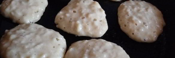 фруктовые оладьи из банана и яблока