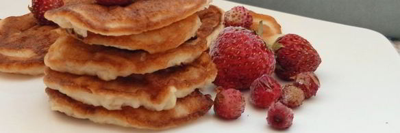 фруктовые оладьи из банана и яблока