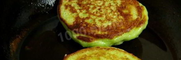 кабачковые оладьи с фаршем внутри