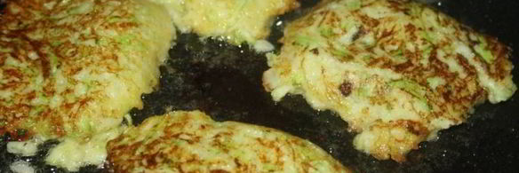 кабачковые оладьи с кукурузной мукой