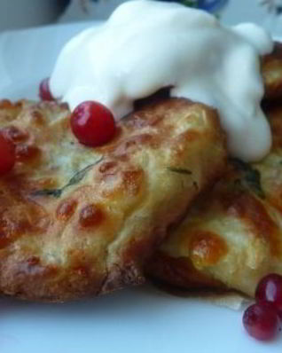 Капустные оладьи в духовке