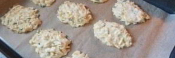 капустные оладьи в духовке