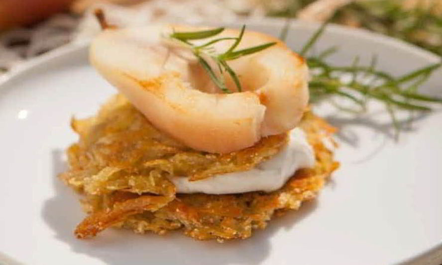 Рецепт картофельных оладий с грушей