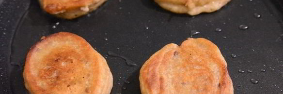 кукурузные оладушки с бананами
