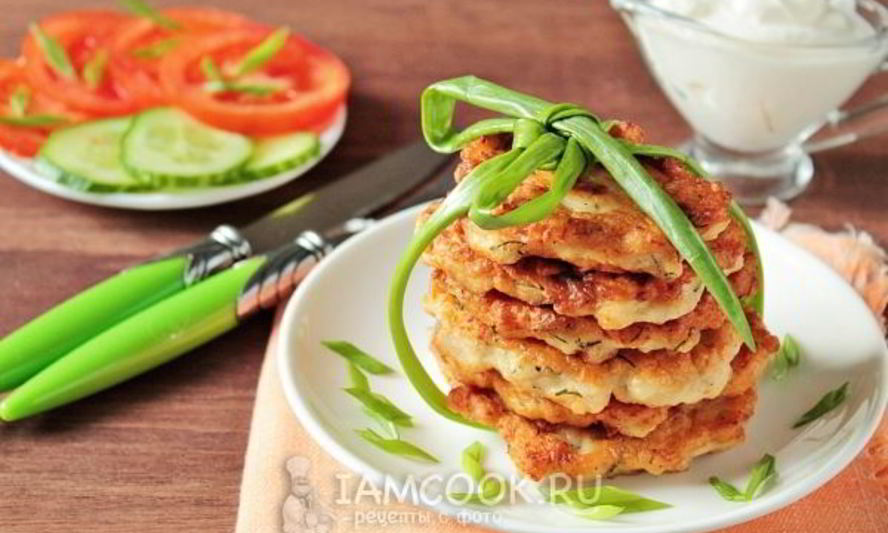 Рецепт куриных оладий с луком