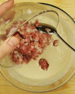 Мясные оладьи