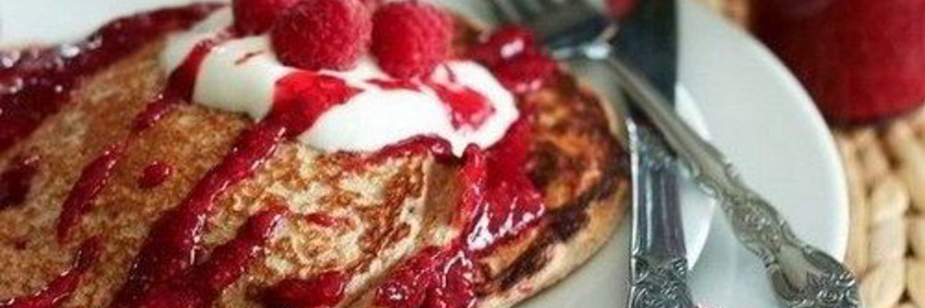 Оладушки овсяные с малиной