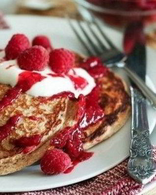 Оладушки овсяные с малиной