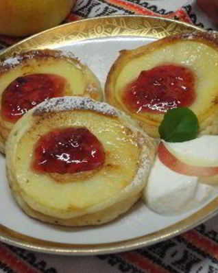 Оладушки с яблочками