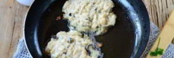 оладьи из баклажанов и картофеля