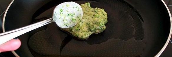 оладьи из брокколи и сыра пармезан