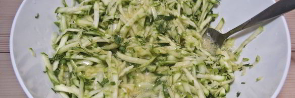 оладьи из кабачков с зеленью