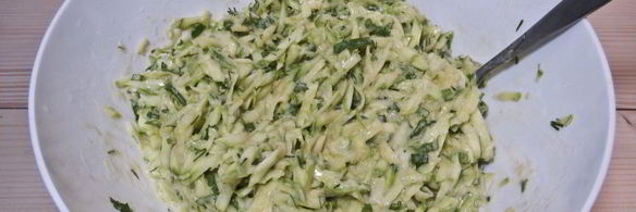 оладьи из кабачков с зеленью