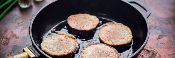 оладьи из куриной печени с овощами