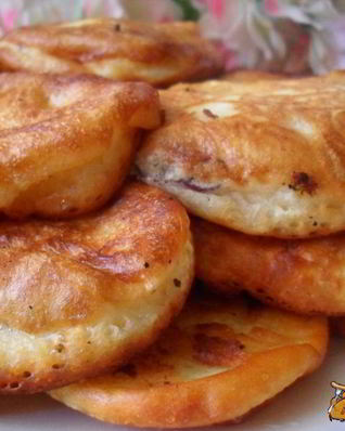 Оладьи на кефире с черешней