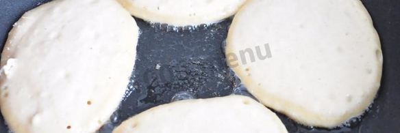 оладьи на кефире с корицей