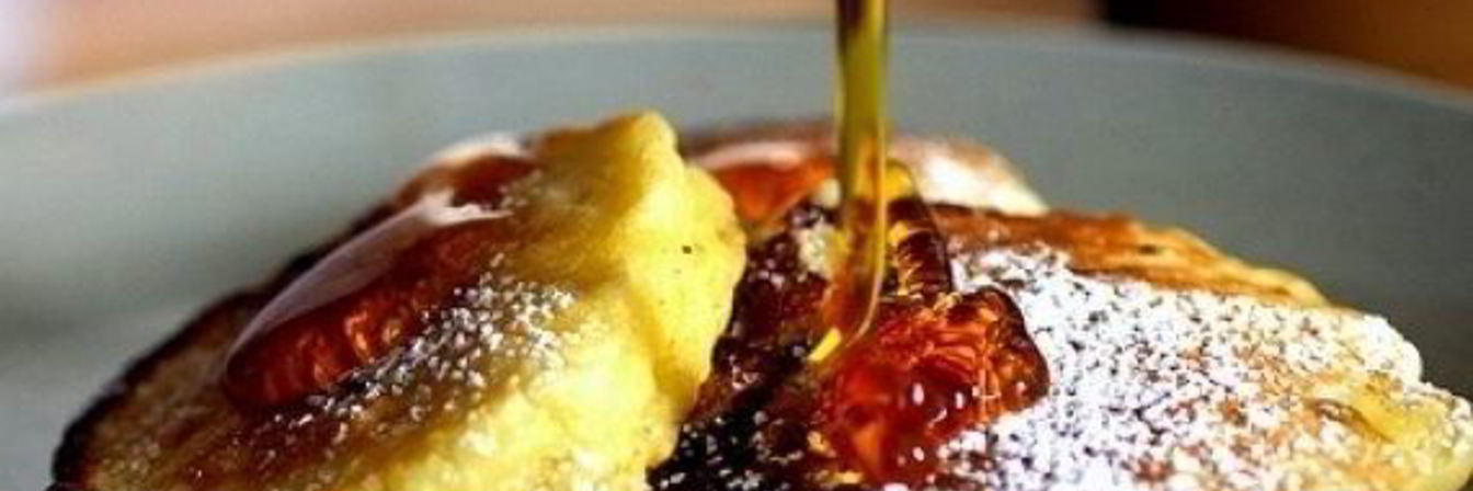 Оладьи на кефире с яблоками