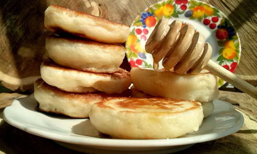 Рецепт оладий на молоке с дрожжами