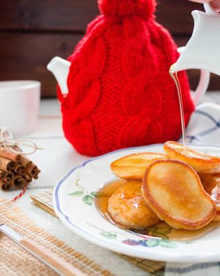 Оладьи с кленовым сиропом