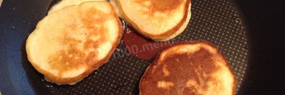 оладьи с яблоками и бананами на кефире