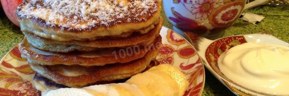 оладьи с яблоками и бананами на кефире