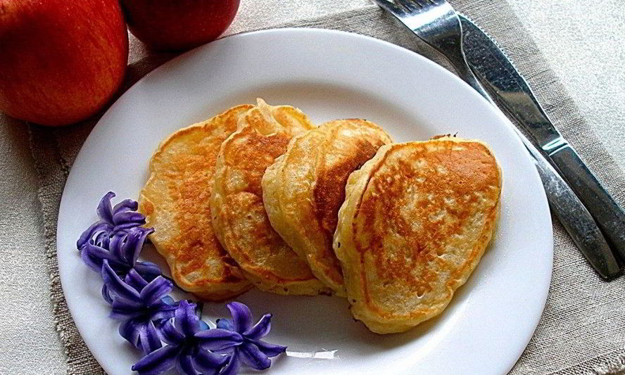 Рецепт оладий с яблоками