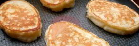 оладьи с яблоками