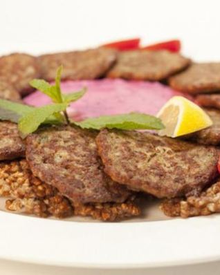 Печеночные оладьи с сельдереем