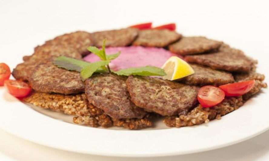 Рецепт печеночных оладий с сельдереем