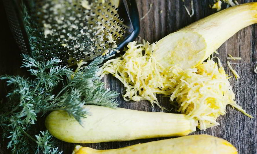 Рецепт простых оладий из кабачков