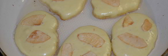 пышные оладьи на кефире с сюрпризом