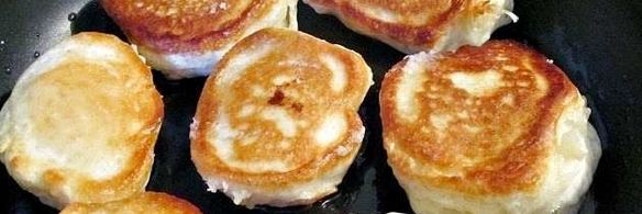 пышные оладьи на сухих дрожжах