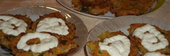 румяные картофельно-тыквенные оладьи