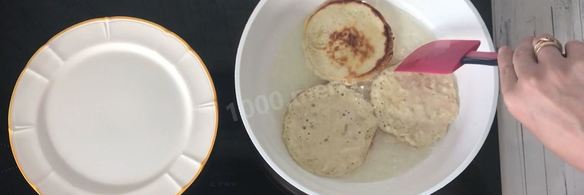 сливочные оладьи с грушей дюшес