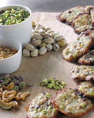 Фисташковое печенье с пармезаном