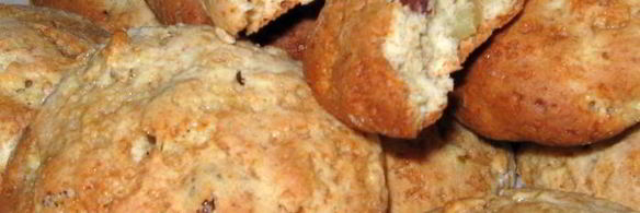печенье с яблоками и изюмом