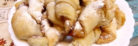 рогалики из слоеного теста