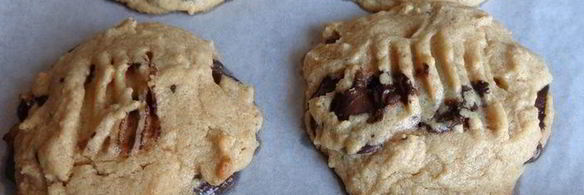 шоколадное печенье на арахисовой пасте