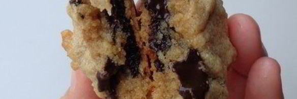 шоколадное печенье на арахисовой пасте