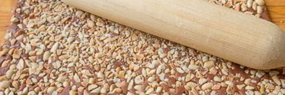 шоколадное песочное печенье с арахисом