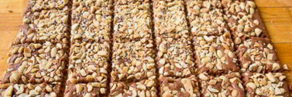 шоколадное песочное печенье с арахисом