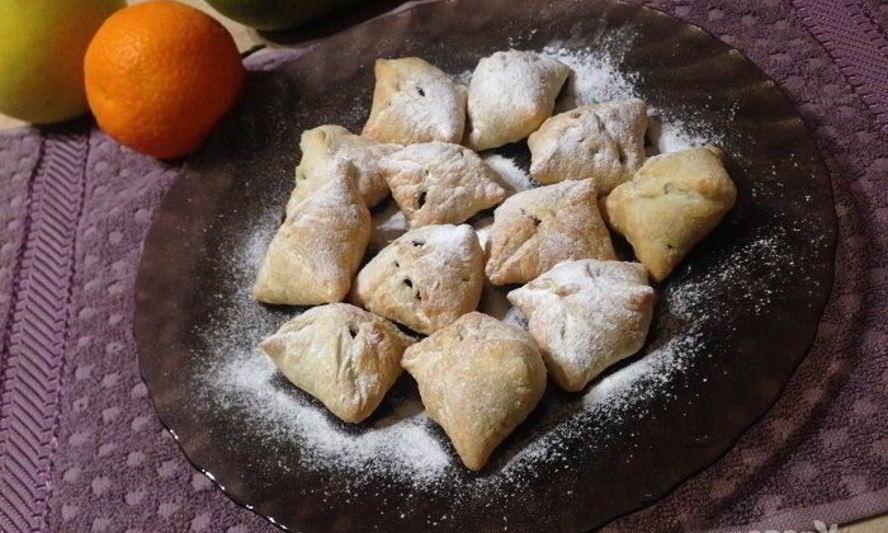 Рецепт слоеных печений с шоколадом и орехами