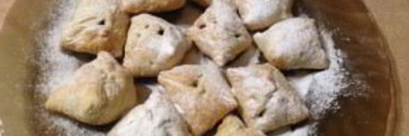 слоеные печенья с шоколадом и орехами