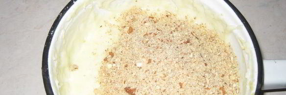 бакский пирог с заварным кремом и миндалем